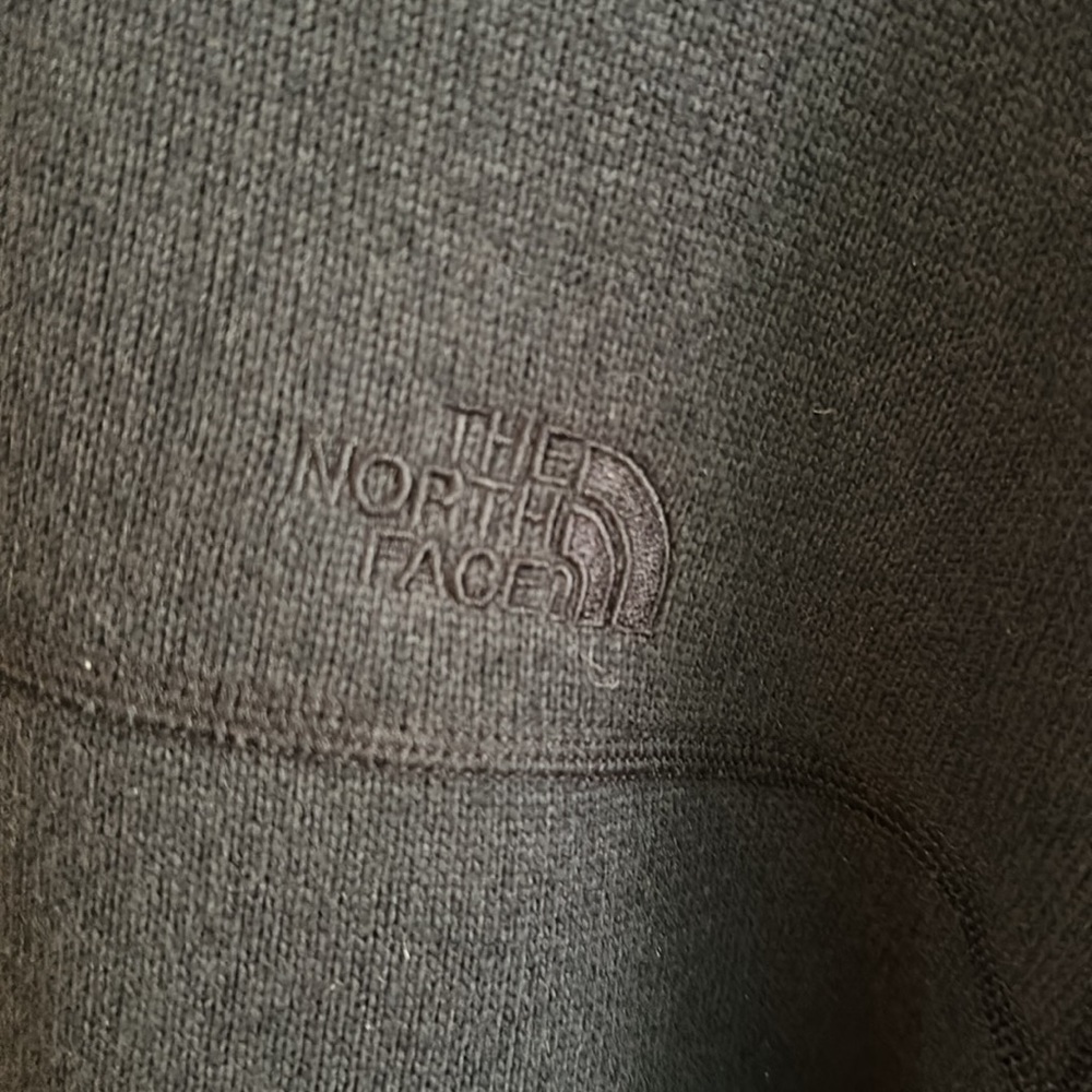 Mens Northface pullover - Picture 2 of 2